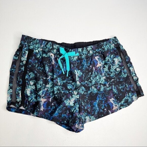 Fabletics Pamela Short Tidepool Island Athletic Sz XL - Picture 5 of 9